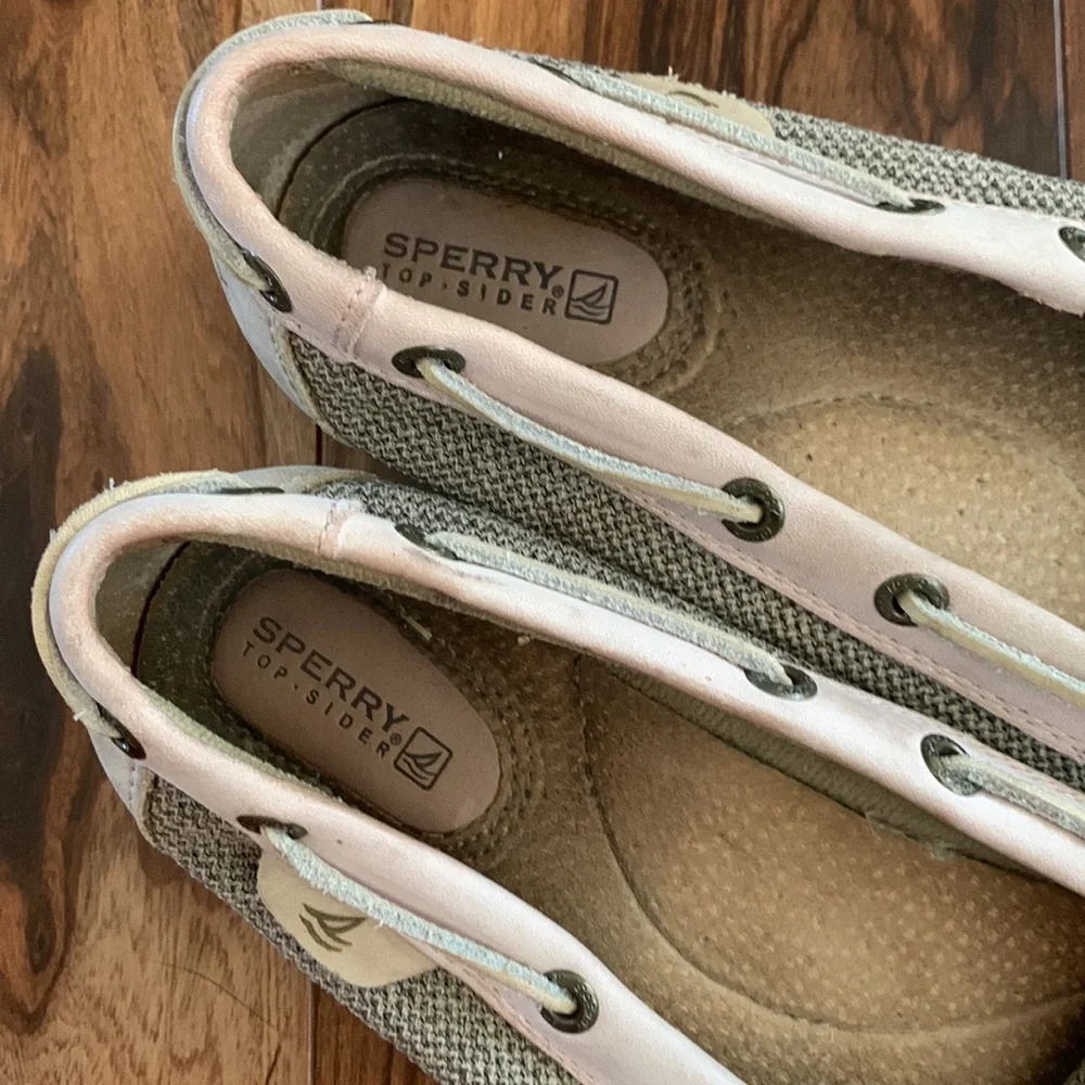 Sperry Boat Shoes - Picture 3 of 6